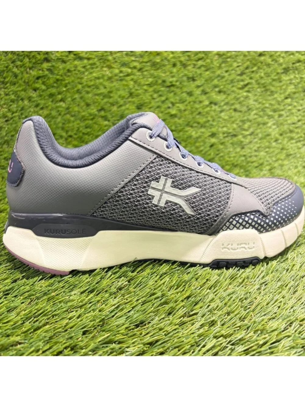 Kuru Quantum 2.0 Women Size 7D Gray Purple White Athletic Running Shoes Sneakers